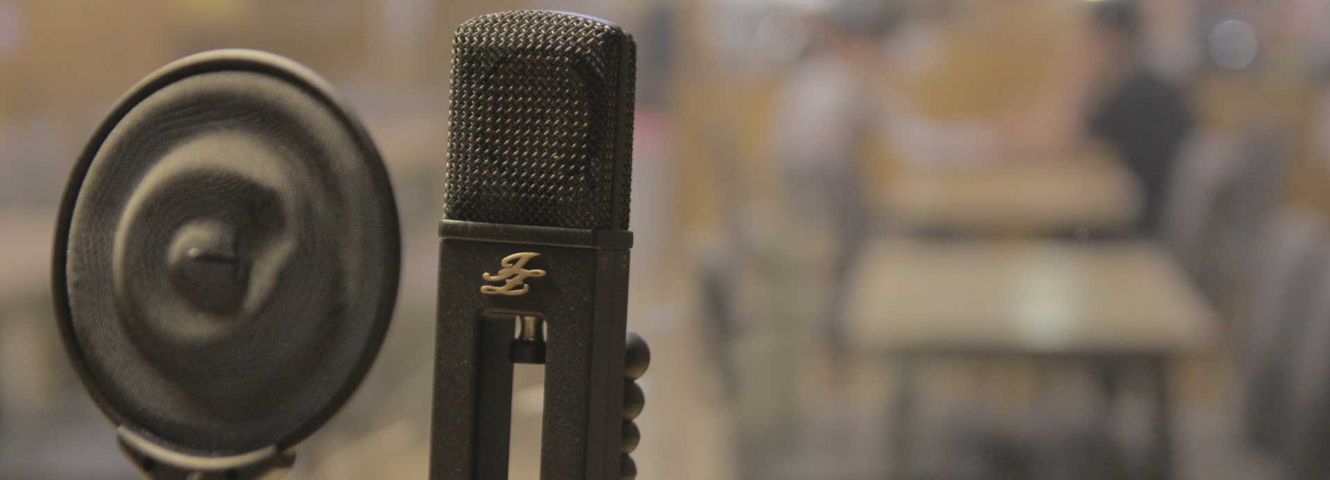 Microphone